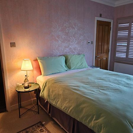 Bed and breakfast Brentford House Extérieur photo